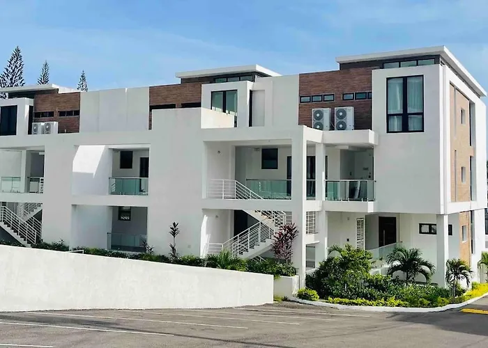 6ix - Modern And Airy @ Paradise Bay * Montego Bay