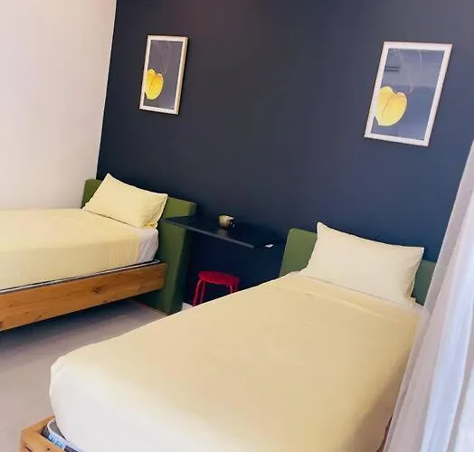 6ix - Modern And Airy @ Paradise Bay Apartment *