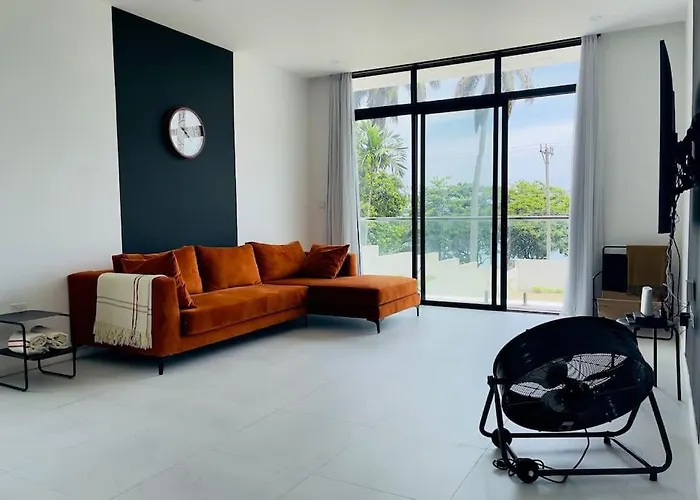 Apartment 6ix - Modern And Airy @ Paradise Bay