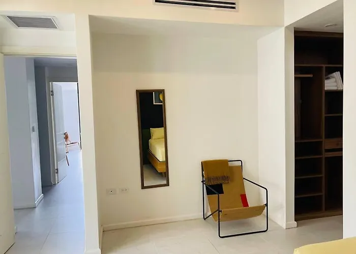 6ix - Modern And Airy @ Paradise Bay * Montego Bay